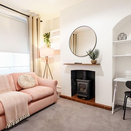 Inspohome Pontcanna Haven 2-Bed House Garden Netflix Games Freeparking Кардифф Экстерьер фото